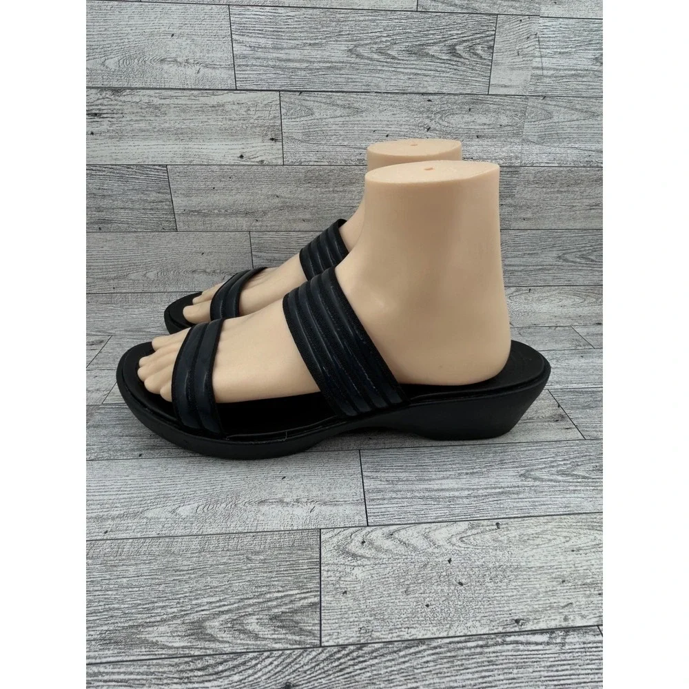 Crocs Cyprus IV Black Wedge Sandals Women Size 10 Two Strap Slip On Heels